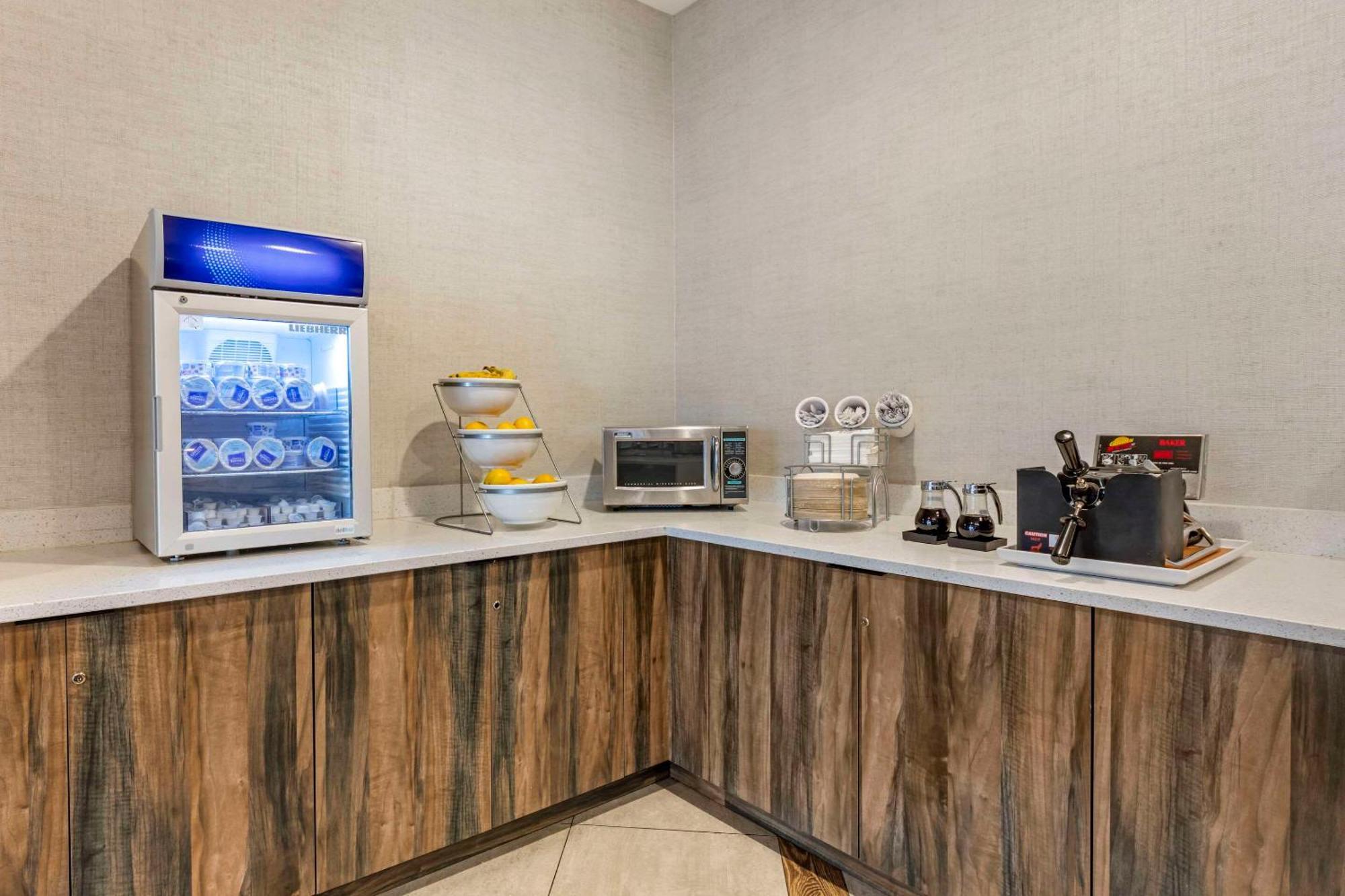 Comfort Inn & Suites Miami International Airport Miami Springs Zewnętrze zdjęcie